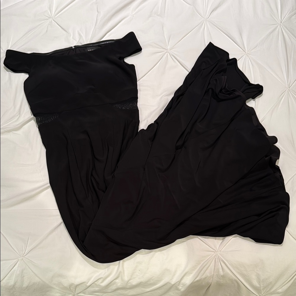 XSCAPE Formal Dress - Black Off-Shoulder Gown w/ side cutouts - Size 6
